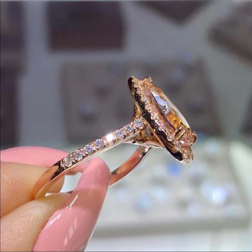 Beautiful Tear Drop Rose Gold Ring - Picture 5 of 8